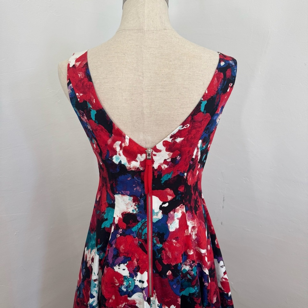 Maggy London Red and Blue Floral Midi Dress - Picture 5 of 9